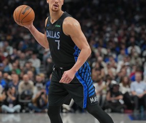 开云体育-克里斯蒂：德怀特·鲍威尔总是做正确的事 能与他并肩作战是享受