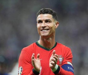 开云体育-从大哭到大喜！C罗：这就是足球，我从未放弃