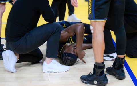 体育直播-巴特勒是份明年到期的垃圾合同 只能换合同更垃圾的大帝&amp;乔治&amp;AD