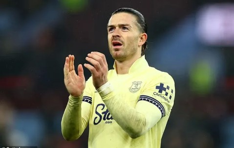 篮球赛事-格拉利什可能需要手术，他可能错过世界杯+被迫重返曼城养伤