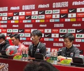 足球赛事-泰国主帅：未取3分很遗憾 我要对这场平局负责