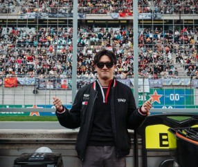 开云体育-周冠宇发博表态努力回归中国赛|围场_新浪娱乐_新浪新闻